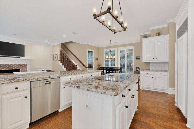 5700 Walden Drive, Plano, TX 75093