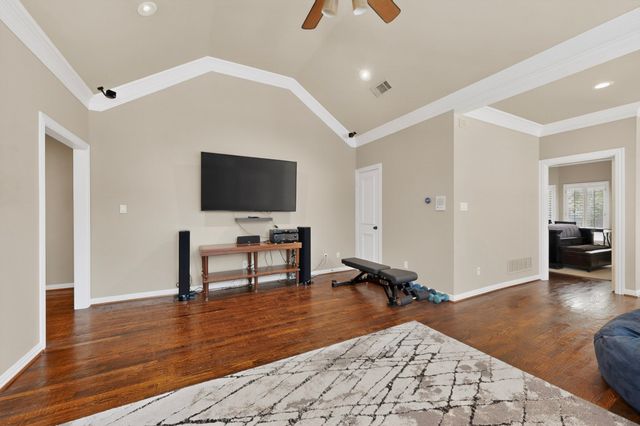 5700 Walden Drive, Plano, TX 75093