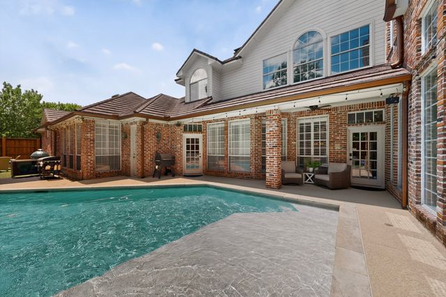 5700 Walden Drive, Plano, TX 75093