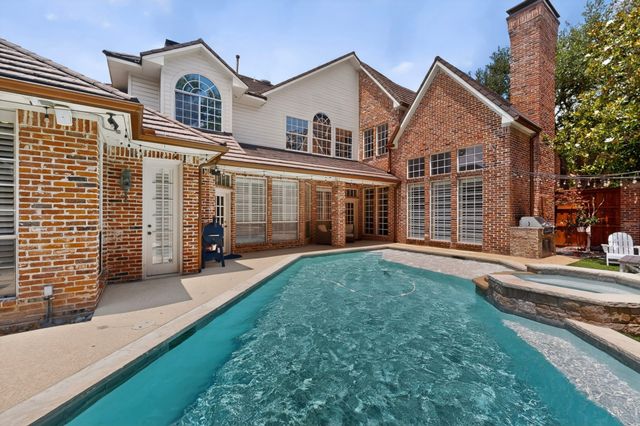 5700 Walden Drive, Plano, TX 75093