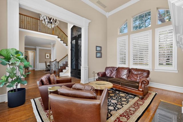 5700 Walden Drive, Plano, TX 75093