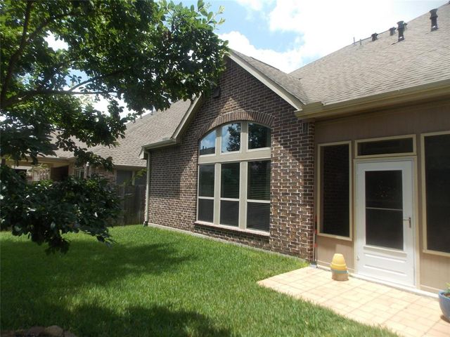 23423 Tavola Rosa Drive, New Caney, TX 77357
