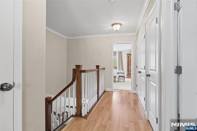 30 Litchult Lane, Mahwah, NJ 07430