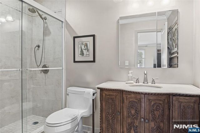 30 Litchult Lane, Mahwah, NJ 07430