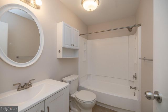 111 TAVISTOCK DR, Little Egg Harbor Twp, NJ 08087