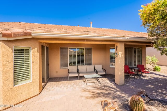 2212 E Bluejay Bluff Lane, Green Valley, AZ 85614