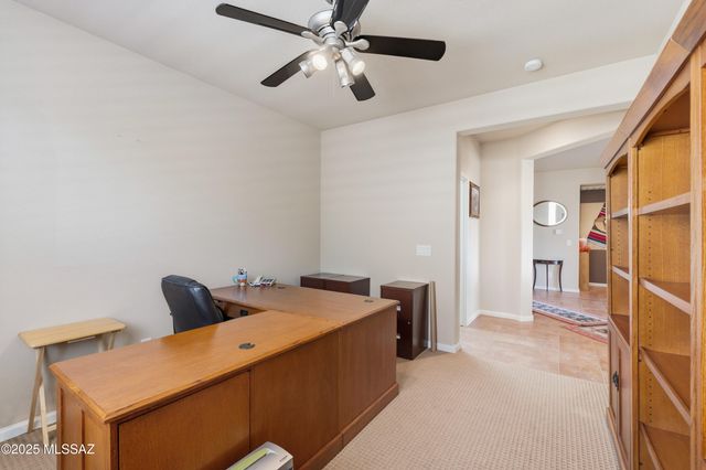 2212 E Bluejay Bluff Lane, Green Valley, AZ 85614