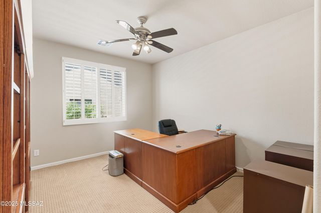 2212 E Bluejay Bluff Lane, Green Valley, AZ 85614