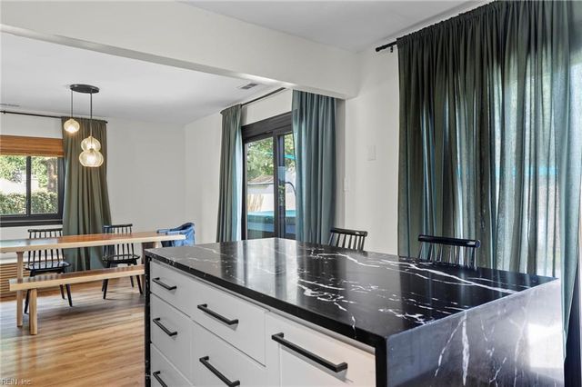 5352 Glenville CIR, Virginia Beach, VA 23464
