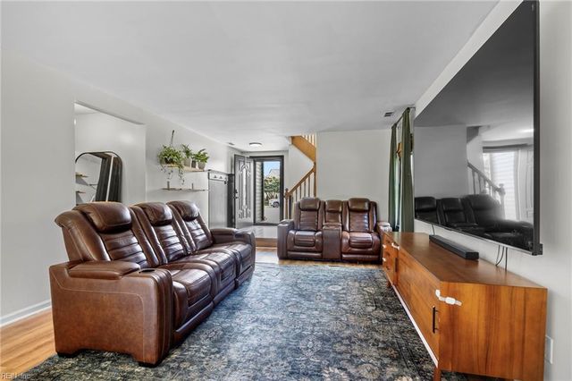 5352 Glenville CIR, Virginia Beach, VA 23464