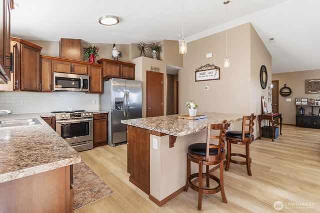 349 Hale Road W, Winlock, WA 98596