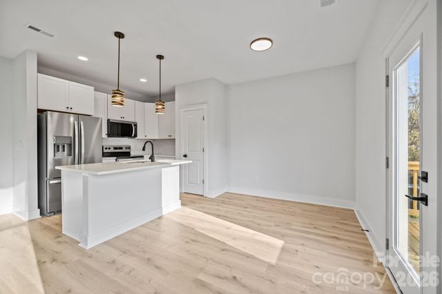 410 S Hill Street, Gastonia, NC 28052