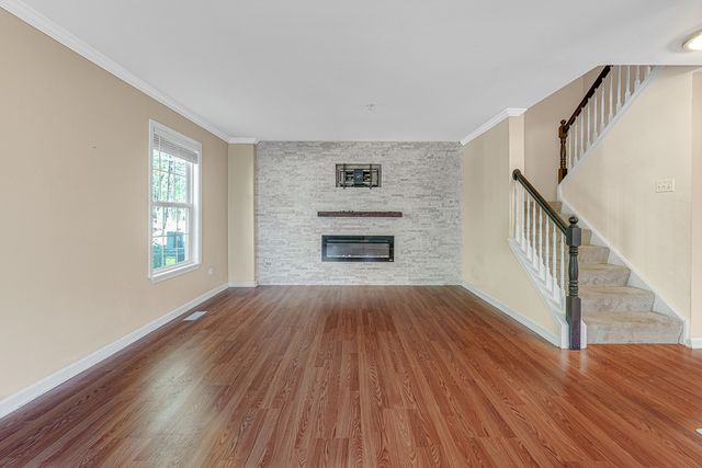 560 Jennifer Circle, Mundelein, IL 60060
