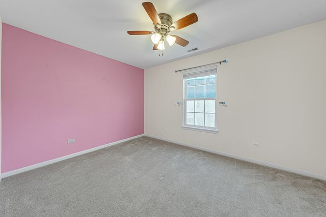560 Jennifer Circle, Mundelein, IL 60060