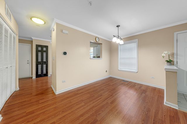 560 Jennifer Circle, Mundelein, IL 60060