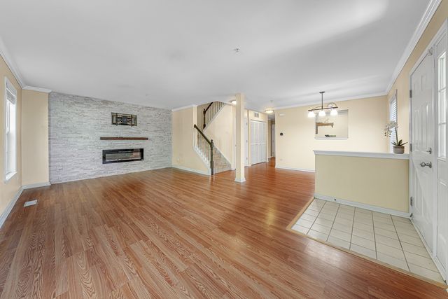560 Jennifer Circle, Mundelein, IL 60060