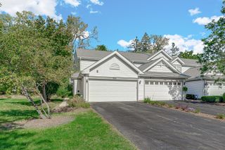 560 Jennifer Circle, Mundelein, IL 60060