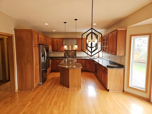 5928 Pintail Lane, White Bear Lake, MN 55110