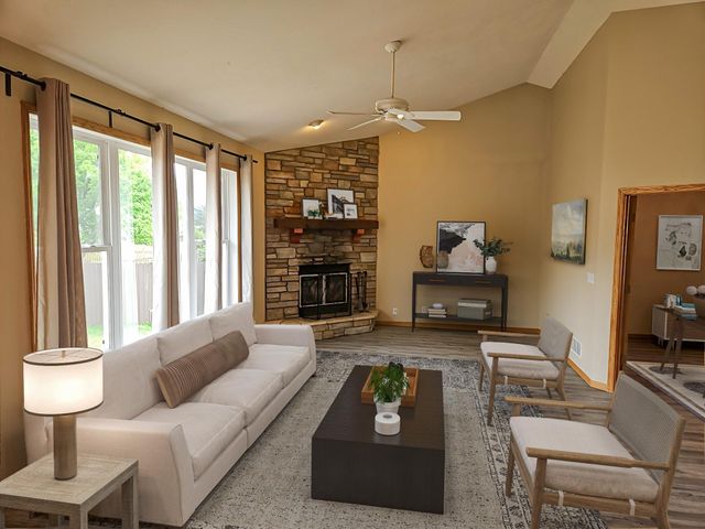 5928 Pintail Lane, White Bear Lake, MN 55110