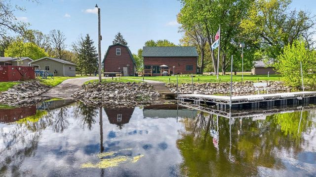W6660 Puckaway ROAD, Markesan, WI 53946