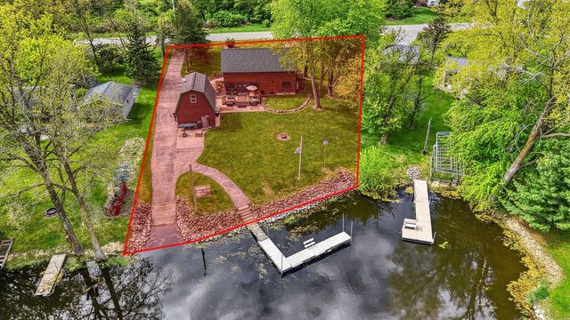 W6660 Puckaway ROAD, Markesan, WI 53946