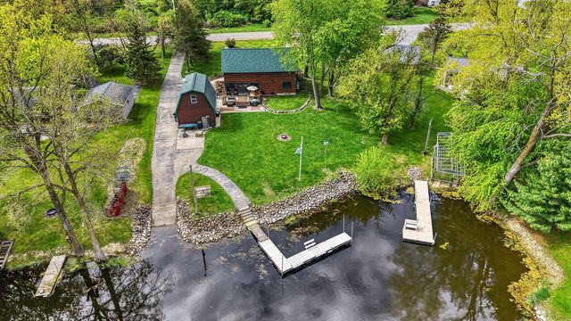 W6660 Puckaway ROAD, Markesan, WI 53946