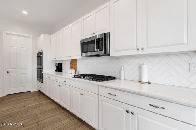 15713 W WASHINGTON Street, Goodyear, AZ 85338