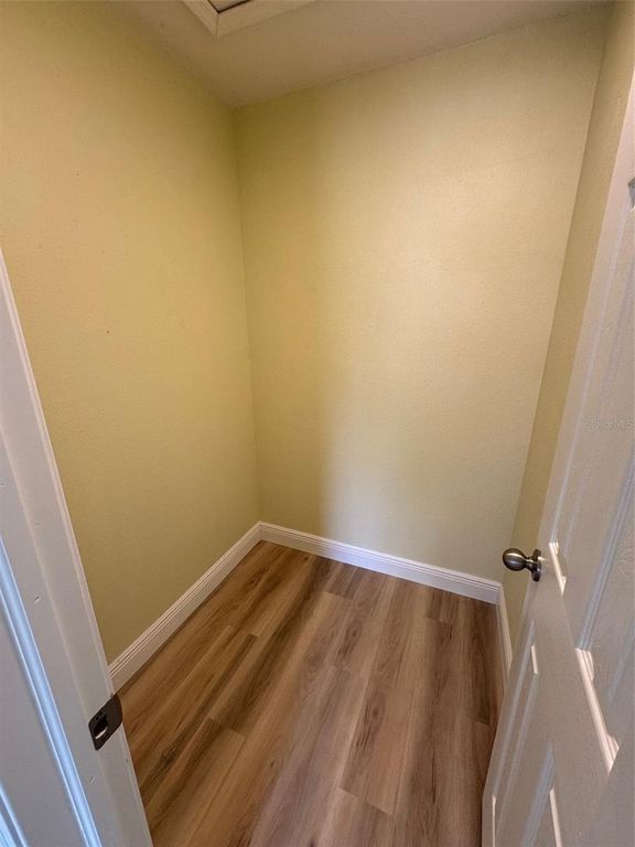 Image 12 of property listing at 2317 SUN VALLEY CIRCLE 2317, Winter Park, FL 32792