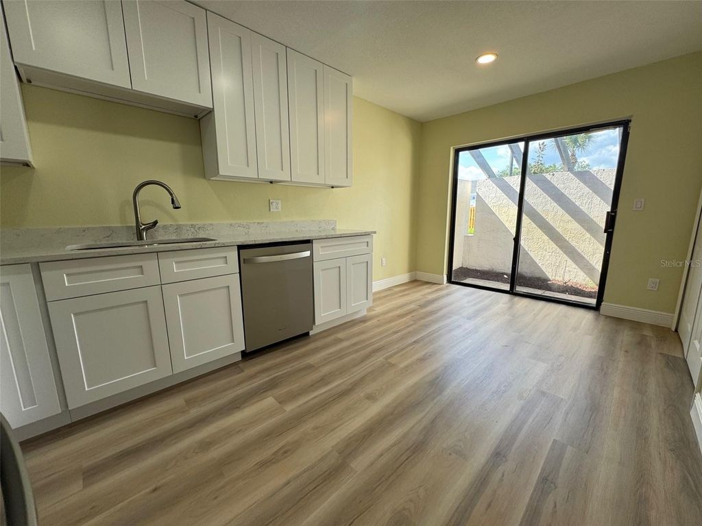 Image 7 of property listing at 2317 SUN VALLEY CIRCLE 2317, Winter Park, FL 32792