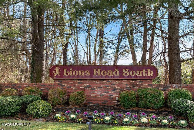 8 Carter Way, Brick, NJ 08723