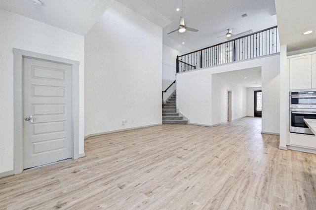 3323 Polk Creek Drive, Katy, TX 77494