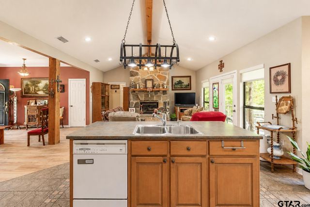 10683 County Road 2273, Tyler, TX 75707
