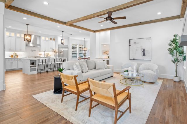 6118 Belmont Avenue, Dallas, TX 75214