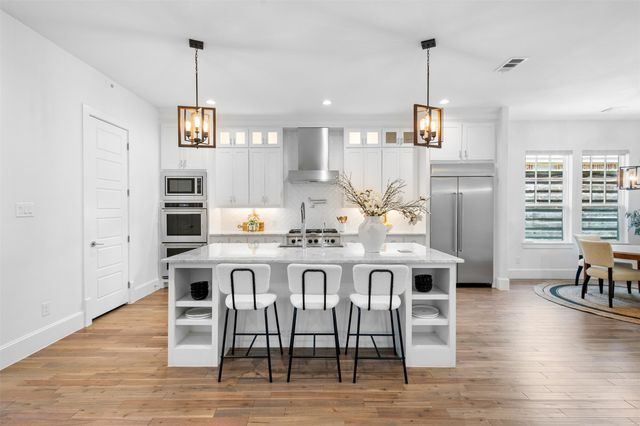 6118 Belmont Avenue, Dallas, TX 75214