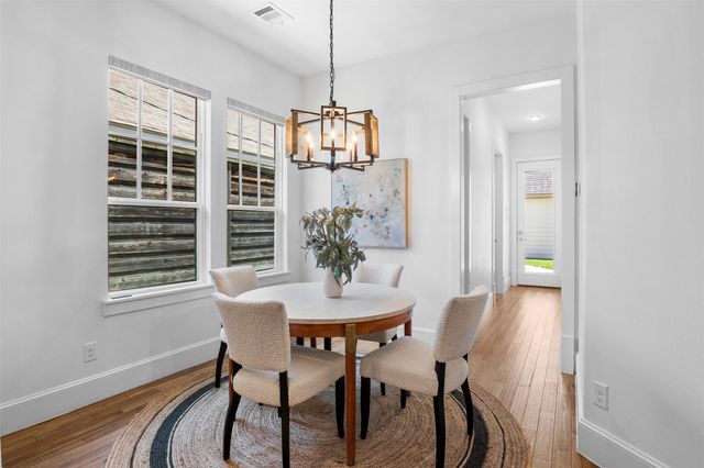 6118 Belmont Avenue, Dallas, TX 75214
