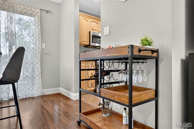 9026 Cardinal Terrace, Brentwood, MO 63144