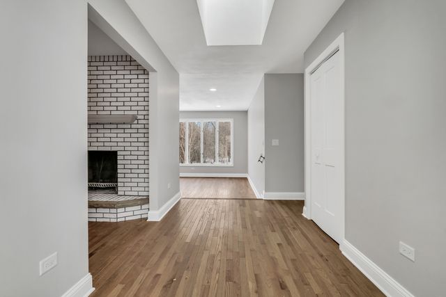 43411 N Lynn Dale Drive, Zion, IL 60099