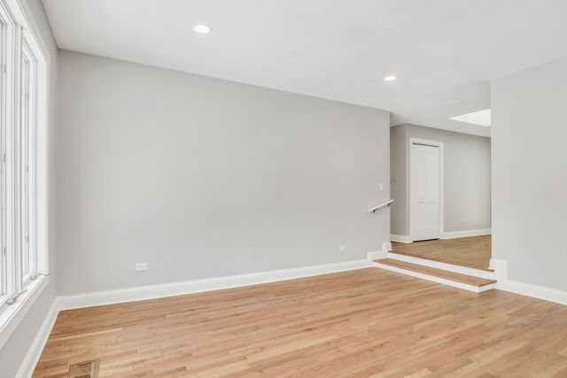 43411 N Lynn Dale Drive, Zion, IL 60099