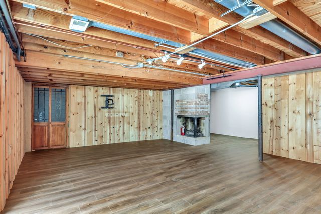 43411 N Lynn Dale Drive, Zion, IL 60099