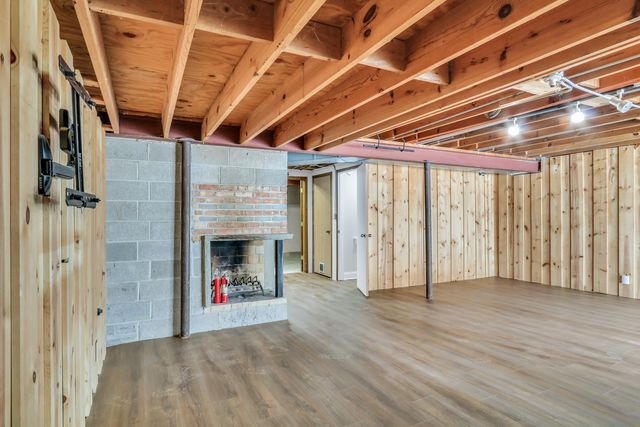 43411 N Lynn Dale Drive, Zion, IL 60099