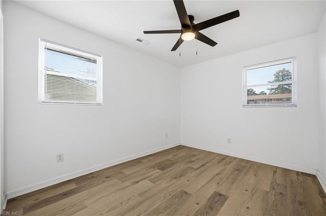 3512 Maori DR, Chesapeake, VA 23321