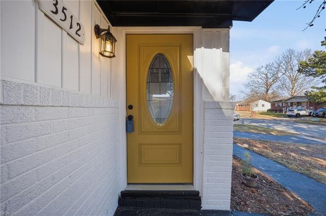 3512 Maori DR, Chesapeake, VA 23321