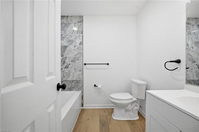 3512 Maori DR, Chesapeake, VA 23321