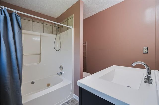 4234 Apache Drive SE, Acworth, GA 30102