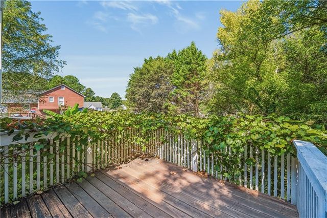4234 Apache Drive SE, Acworth, GA 30102