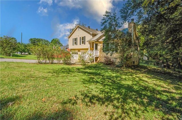 4234 Apache Drive SE, Acworth, GA 30102