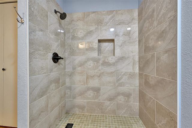 6370 Creekbend Drive 55, Houston, TX 77096