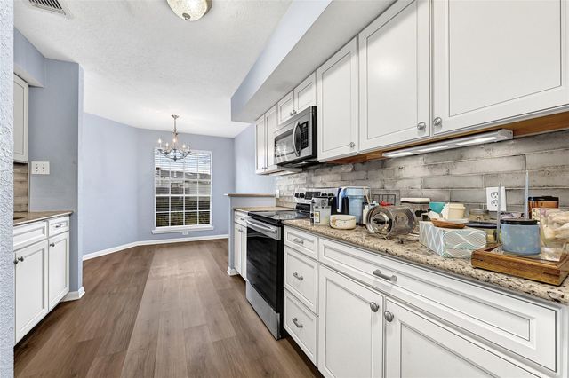 6370 Creekbend Drive 55, Houston, TX 77096