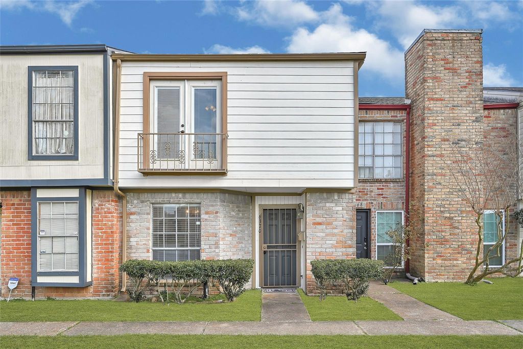 6370 Creekbend Drive 55, Houston, TX 77096