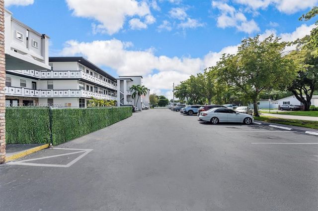 1715 N 16th Ave 115, Hollywood, FL 33020